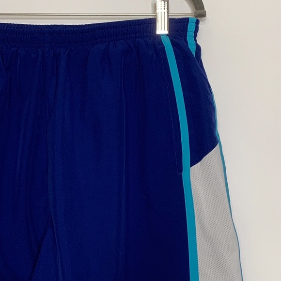 Nike Basketball Running Shorts Sz M - Picture 7 of 8